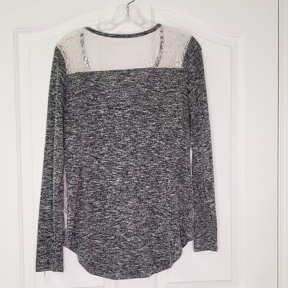 NoBo Sweater  - Picture 3 of 5